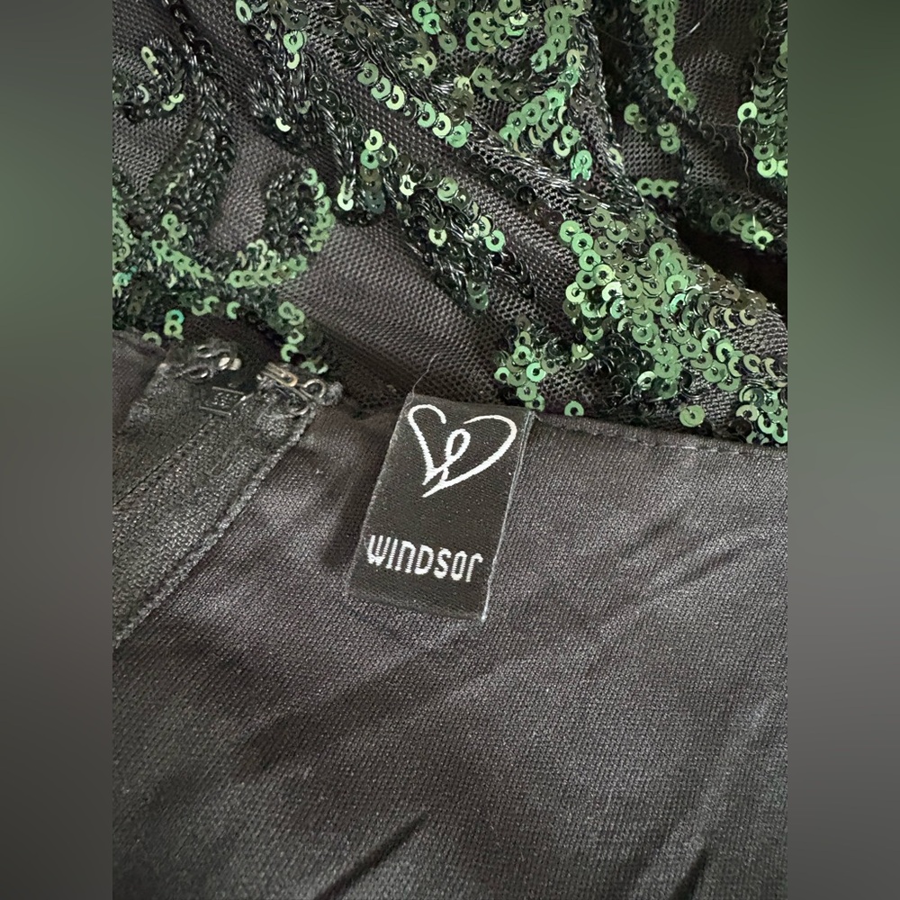 Windsor jovie black green sequin gown prom dress small - Picture 8 of 8